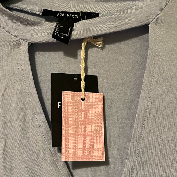 Forever 21 Deep V-Neck Collar Dolman Dress Top (Periwinkle Blue) - Picture 3 of 3